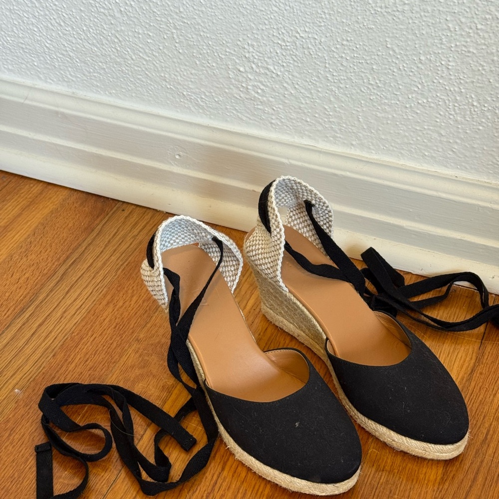 NWOT J. Crew Black and Tan Espadrille Wedges
